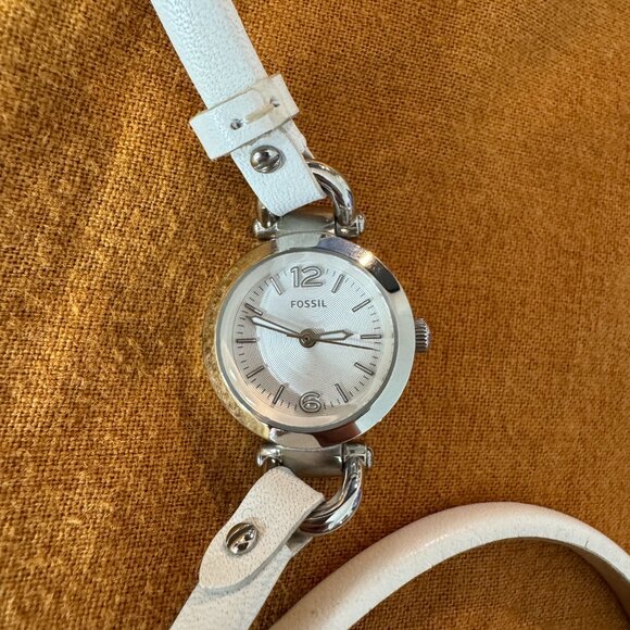 Fossil Wrap Watch - Picture 2 of 4